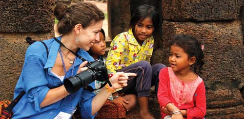 cambodia-local-kids-camera-799-1655-5392